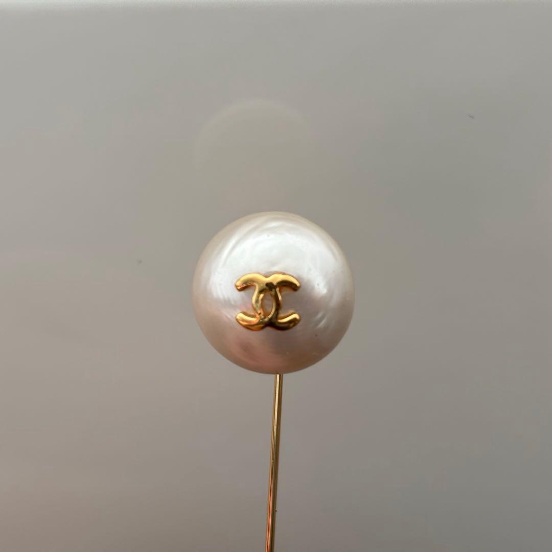 新品　CHANELシャネル　ココマーク フェイクパール　ピンブローチ　ゴールド