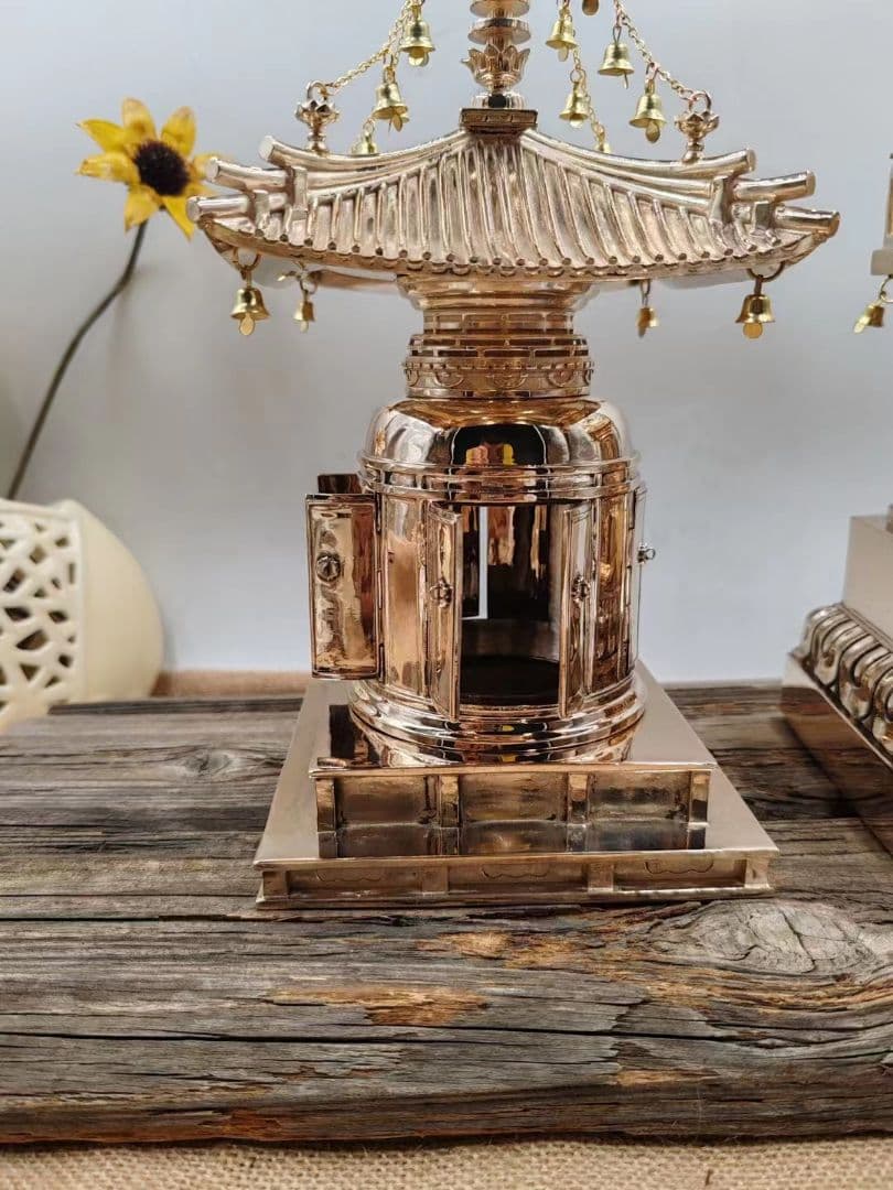 【修縁堂】密教法具 真言宗 根本塔 ドアは開けられます 密教法具 古美術品