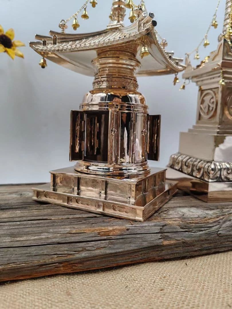 【修縁堂】密教法具 真言宗 根本塔 ドアは開けられます 密教法具 古美術品