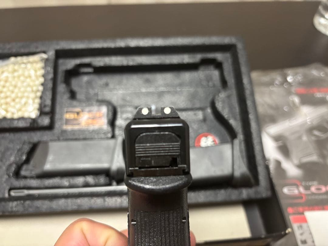 東京マルイガスブローバック　グロック26箱、取説あり