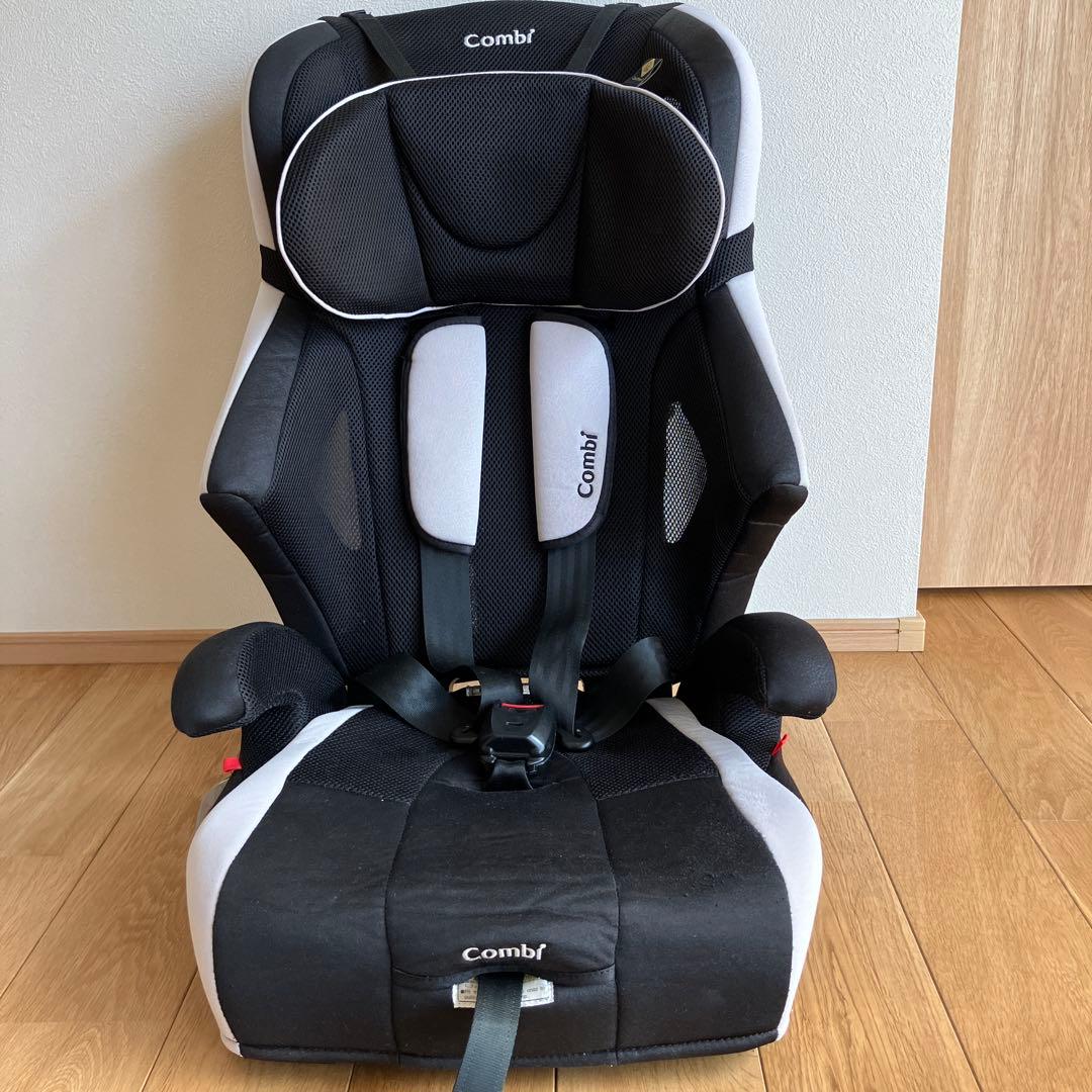 Combi ジュニアシート ブラック/ホワイト