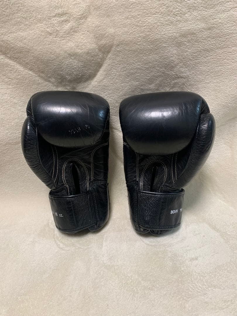 WINDY製 ボクシンググローブ BGVH 16 oz ブラック