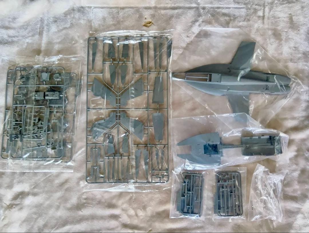 【中古】プラモデル Boeing F/A-18F Super Hornet