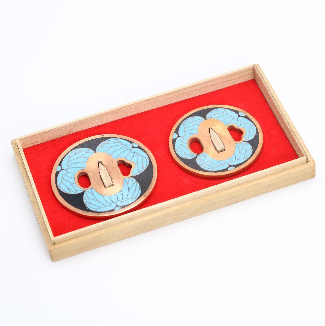 銅製七宝三つ葉葵文鐔 刀装具 一對 桐箱付　V356　1F28