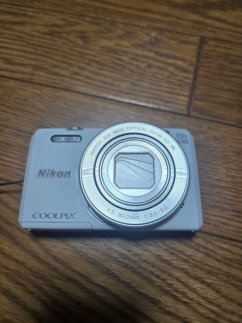 Nikon COOLPIX S7000 ホワイト