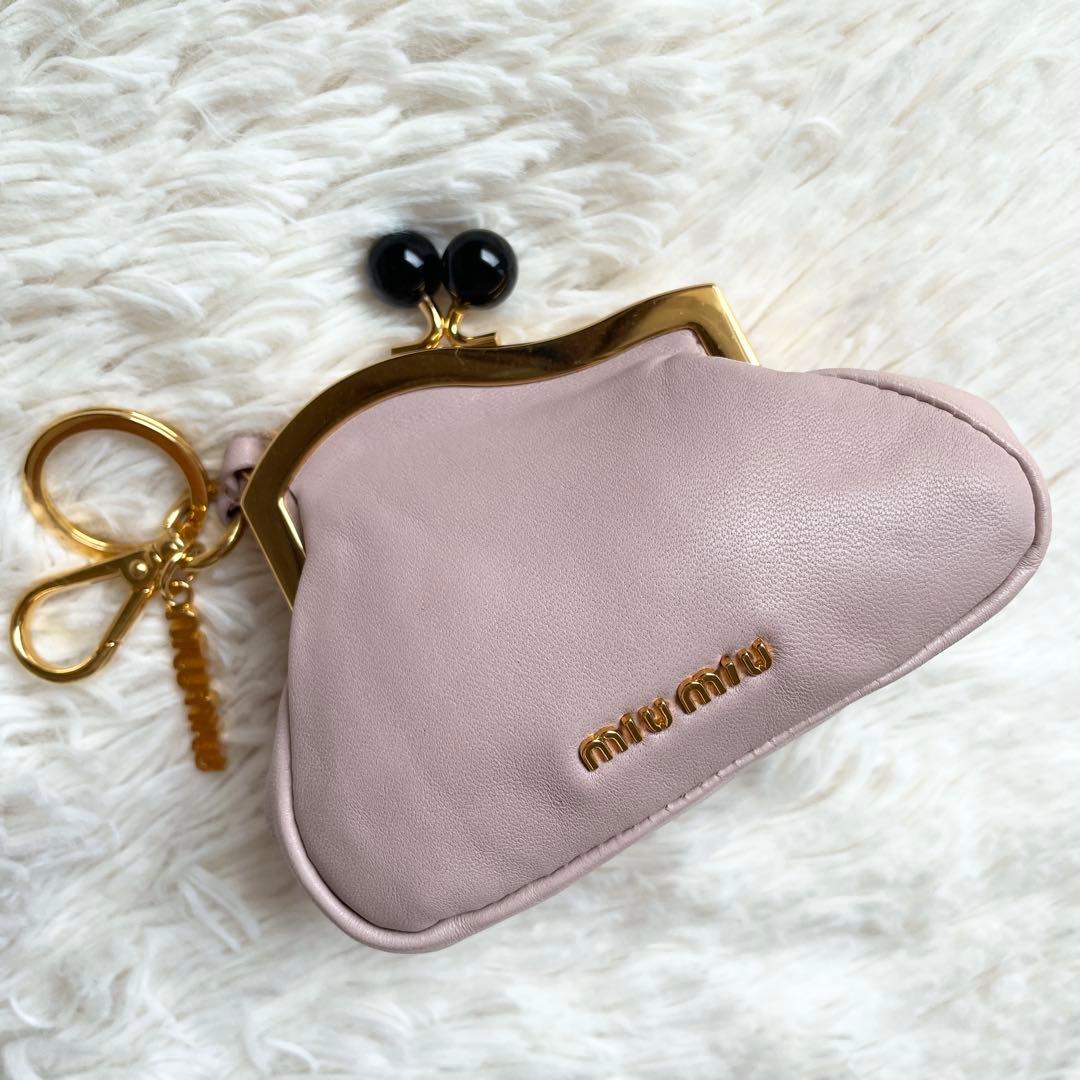 希少 美品 miumiu レザー がま口 ケース フロスティピンク