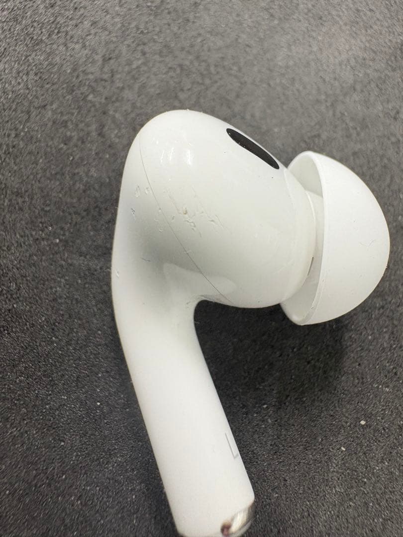 Apple AirPods Pro （第二世代）　カバー付き