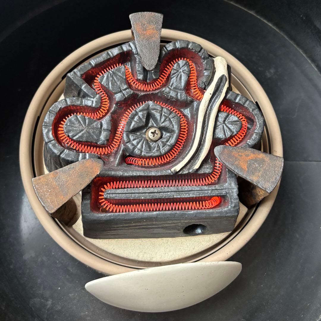 電気風炉野々田式　「面取風炉　合金製」「風炉用炭型電熱器」 「糸目尻張釜」セット