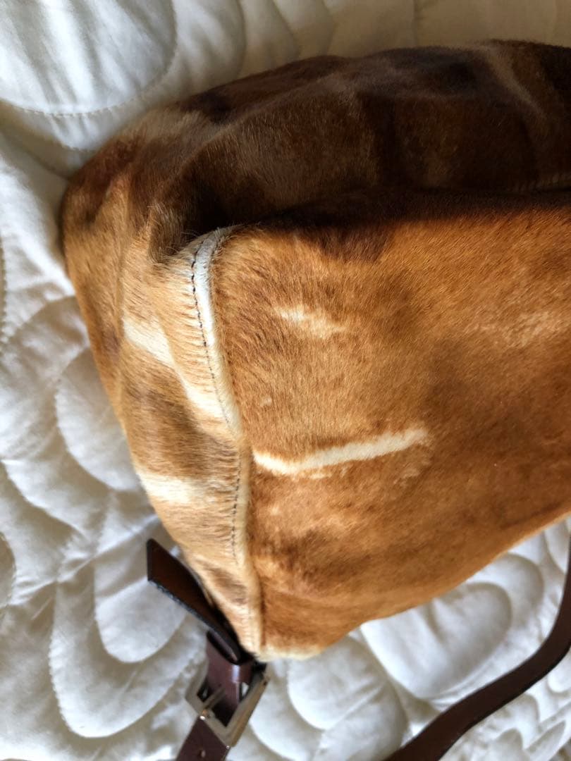 FENDI フェンディ　ハラコバッグ　ショルダー