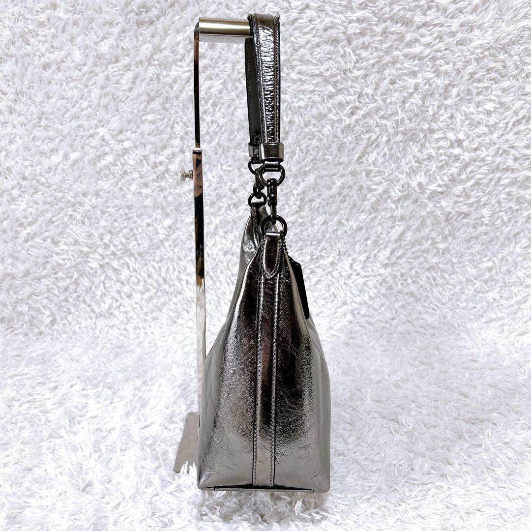 未使用級✨coach ジュリエット　メタリック　シルバー　ハンドバッグ　2way