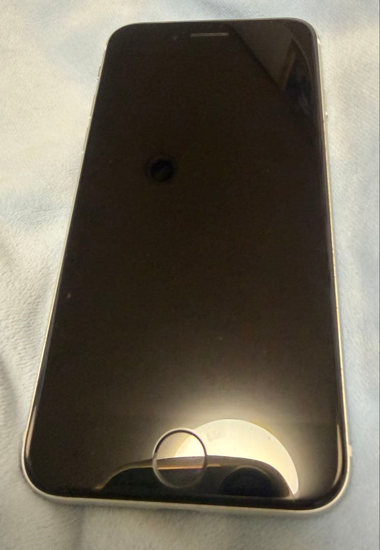 Apple iPhone SE2 64GB SIMフリー　ホワイト