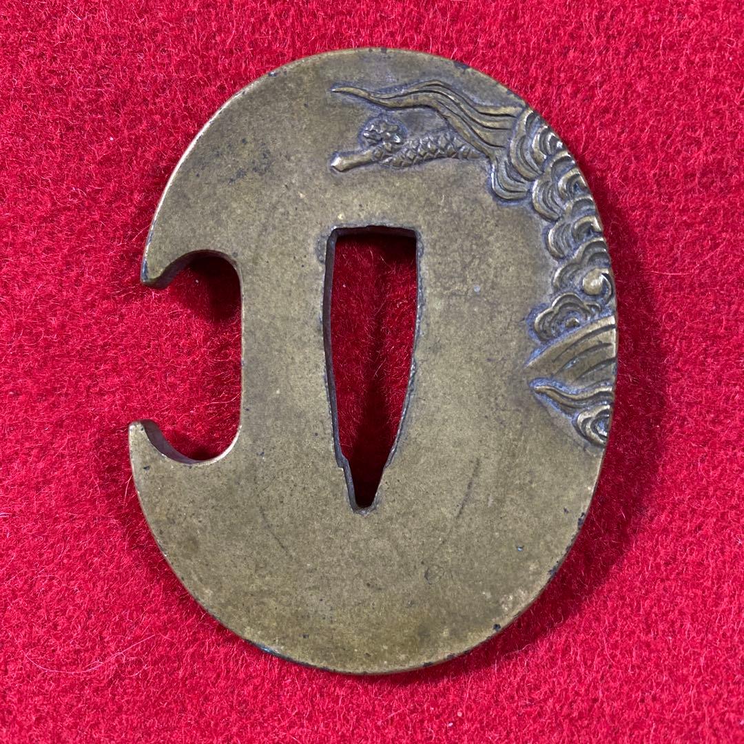 B–9 日本刀の鍔(つば) 武具　銅製　装飾品　アンティーク　美術品　工芸品　鍔
