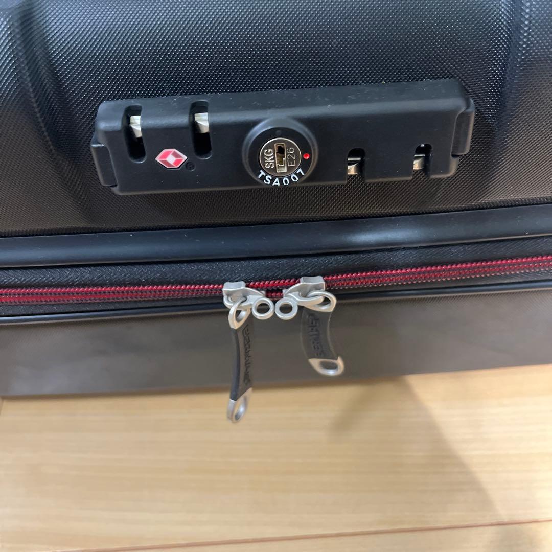 BERMAS マットブラック キャリーケース 中型 JAL MALL限定モデル