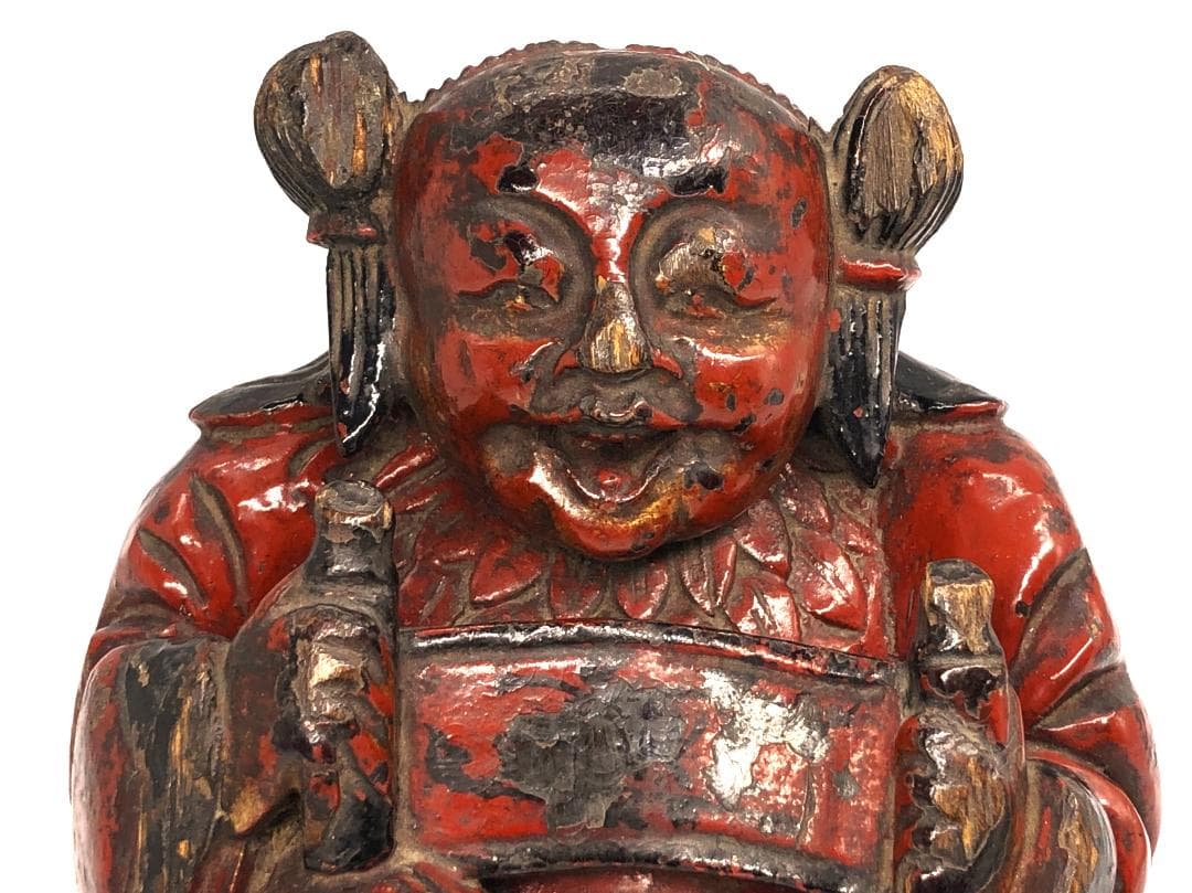 【 清朝木彫 】　巻物を見せる唐人　鑑賞ケース付き