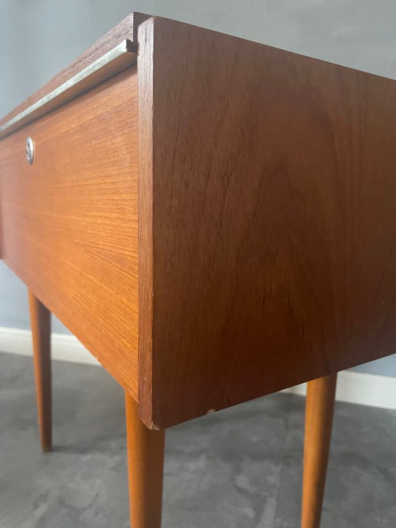 vintage euro　チーク サイドテーブル　ソーイングテーブル　チェスト