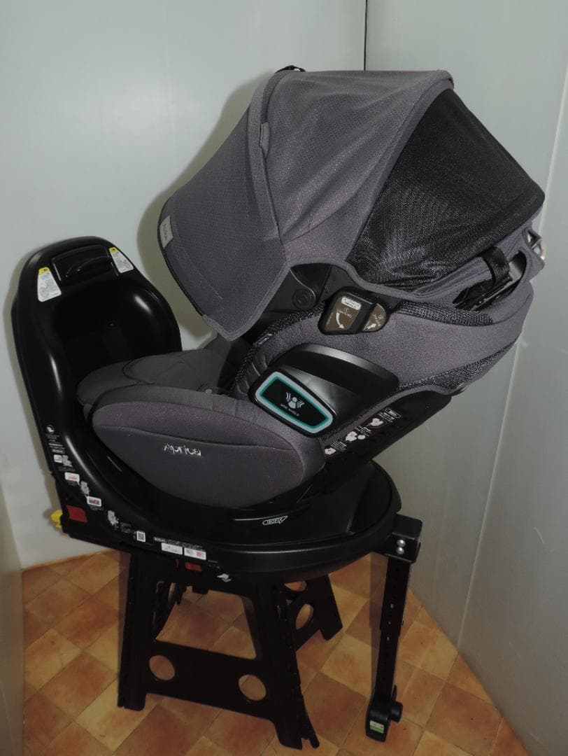 フラディアグロウISO FIXセーフティプラスプレミアム/新生児～４歳/R129