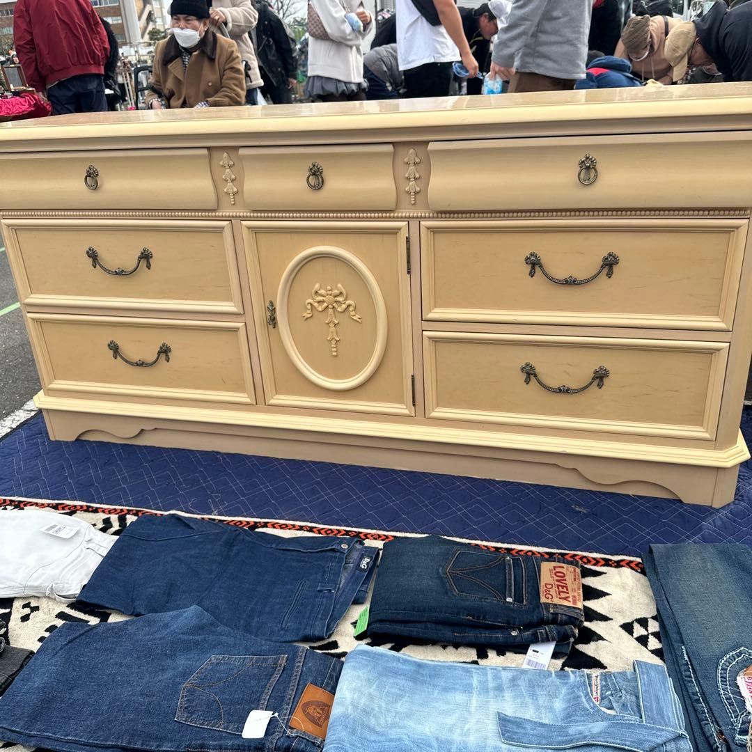 クラシックスタイル 木製箪笥 クリーム色 6引き出しリンホーリン近県限定