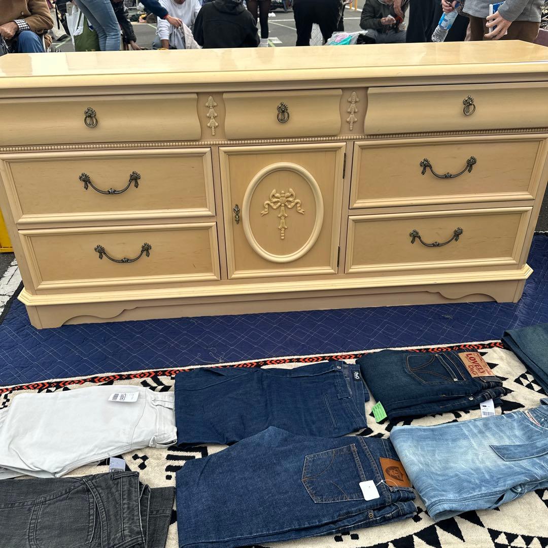 クラシックスタイル 木製箪笥 クリーム色 6引き出しリンホーリン近県限定