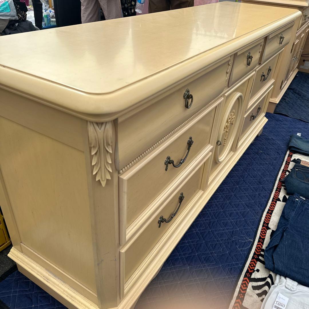 クラシックスタイル 木製箪笥 クリーム色 6引き出しリンホーリン近県限定