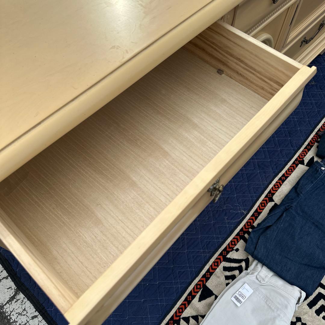 クラシックスタイル 木製箪笥 クリーム色 6引き出しリンホーリン近県限定