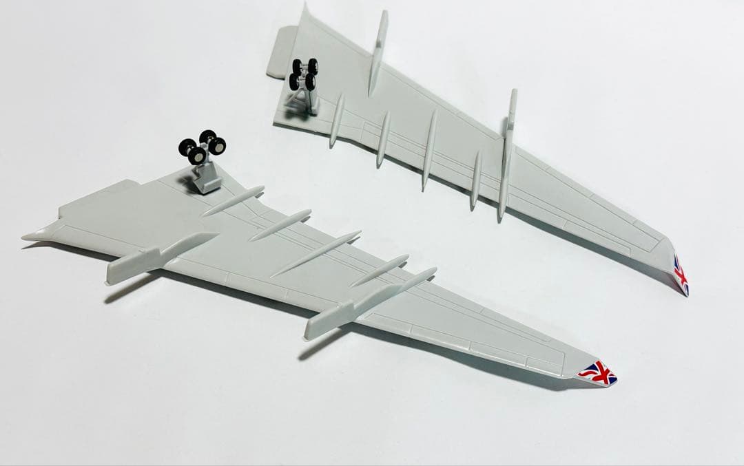 航空機・ヘリコプター Ever Rise 1/200 A340-600 Virgin Atlantic