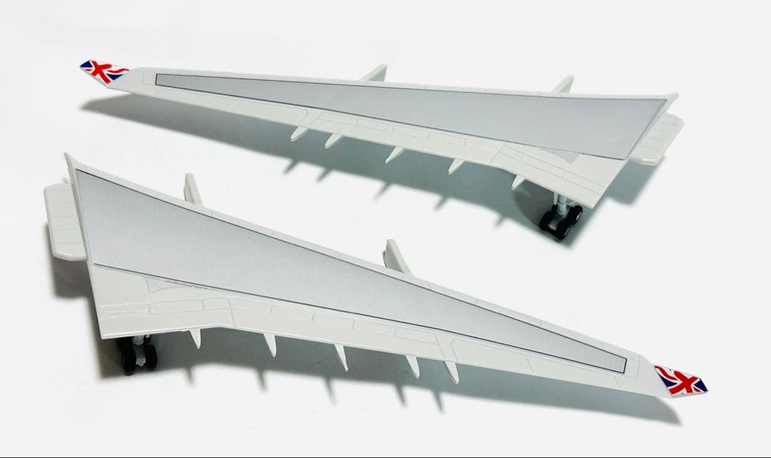 航空機・ヘリコプター Ever Rise 1/200 A340-600 Virgin Atlantic