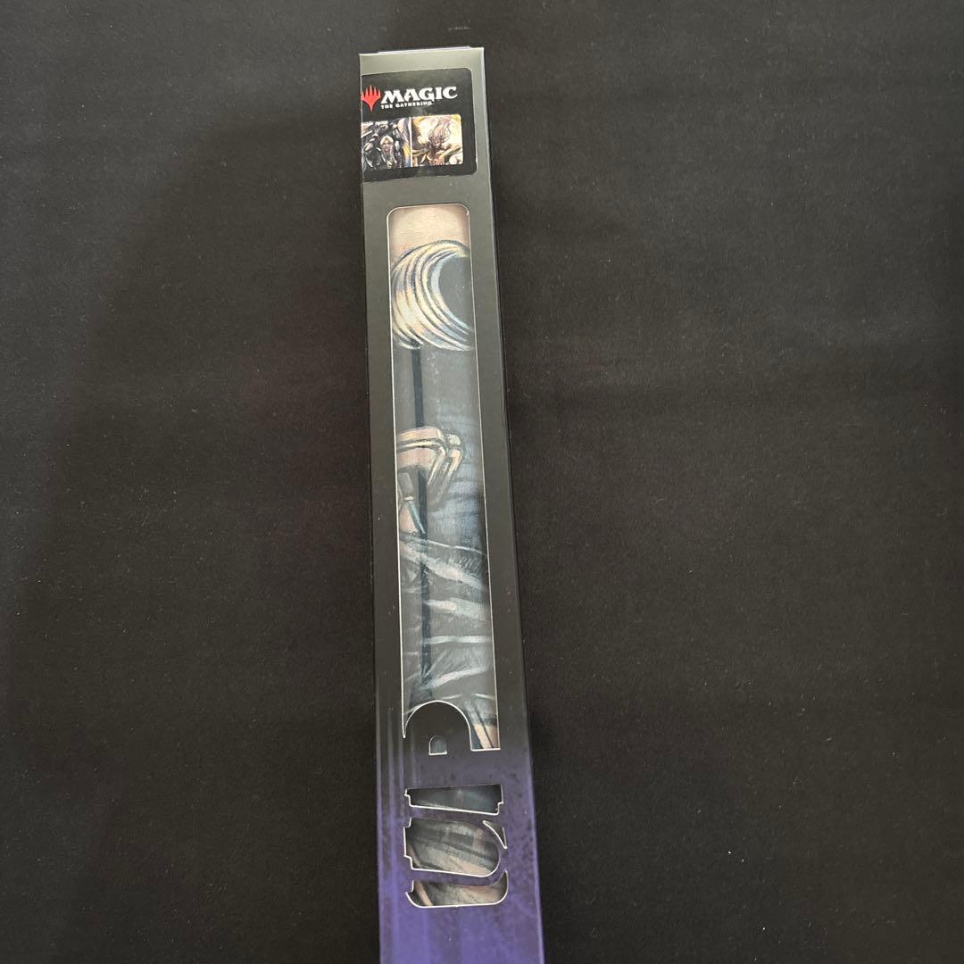 マジック:ザ•ギャザリング　ウルトラプロ　両面プレイマット　セフィロス