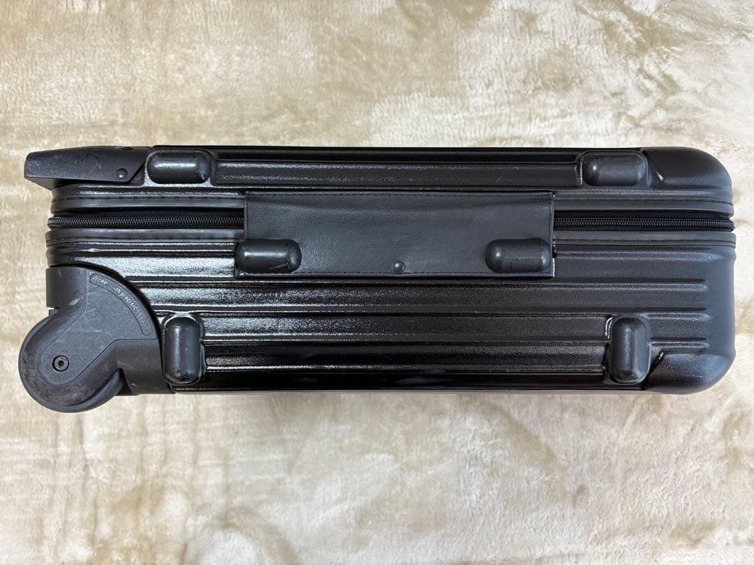 RIMOWA 機内持ち込み32L サルサ　送料込