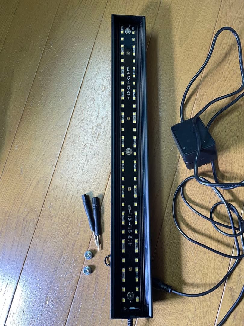 バータイプ ソラリウムUV LED 400 爬虫類