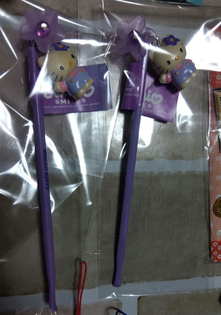 ハローキティ　根付　キーホルダー　ボールペン　等　マスコット　52個 まとめ売り