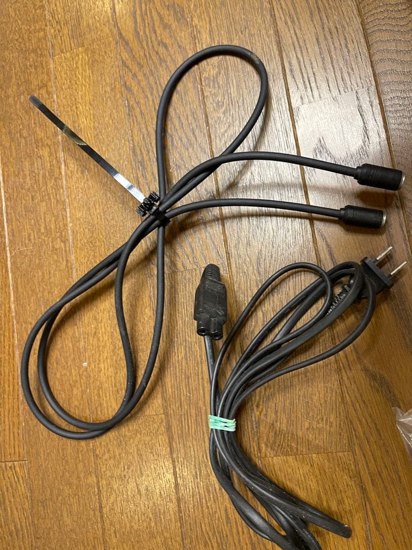 オーディオ ケーブル　プラグ 類　画面全部　映像　カラオケ