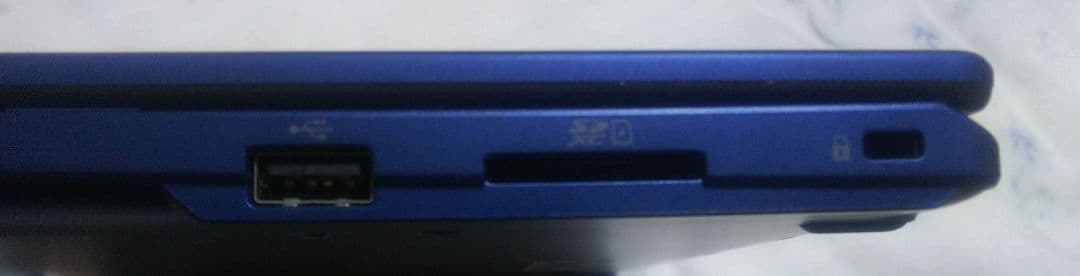 定価１０万 ほぼ未使用 初期化済 PC鞄・ペン付 富士通FMVM75D2L