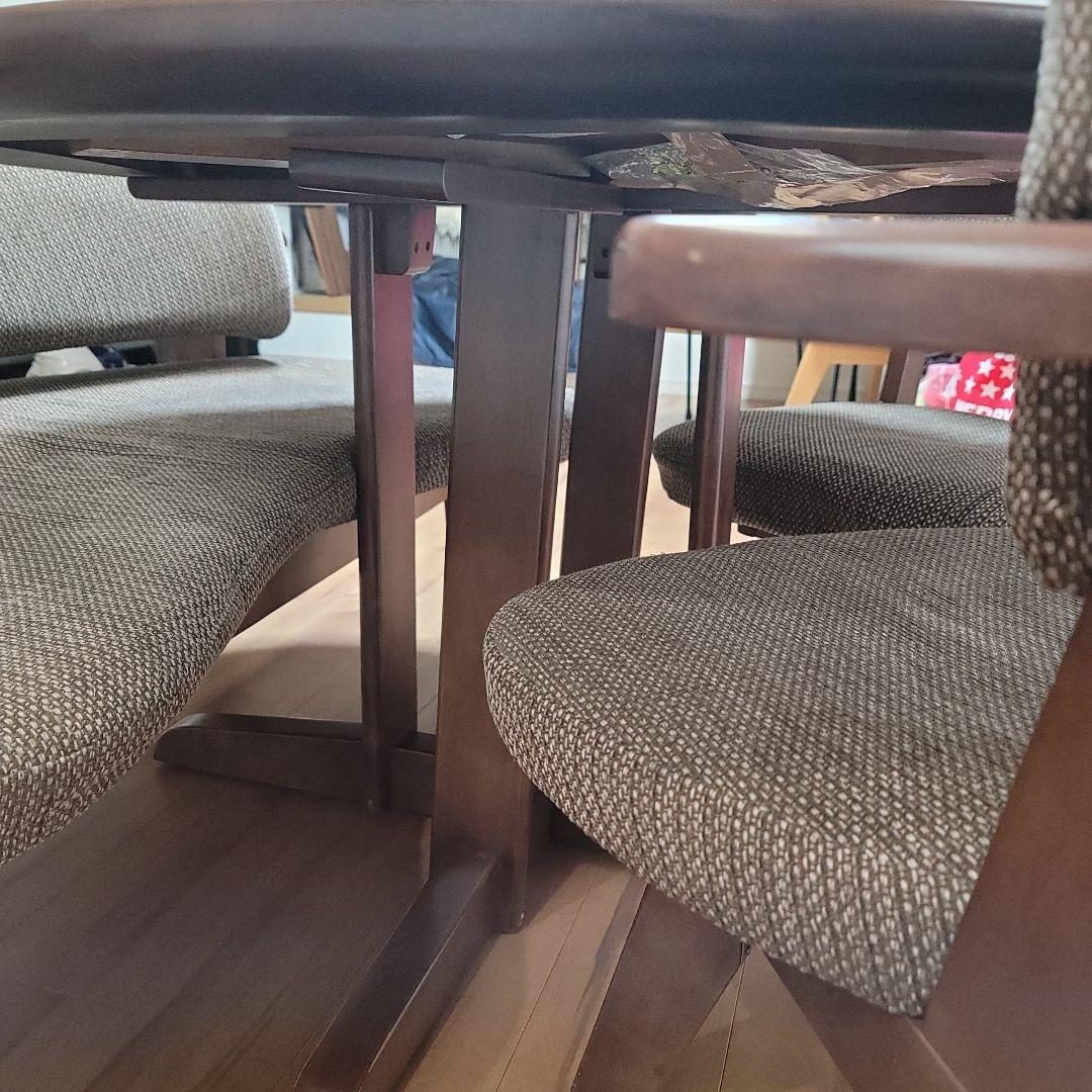 東京インテリア　円形ダイニングテーブル　椅子セット　ブラウン