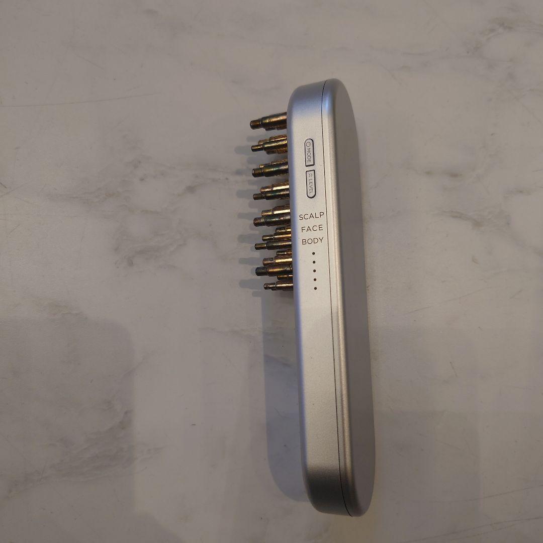 SALONIA EMS LIFT BRUSH 美顔ブラシ