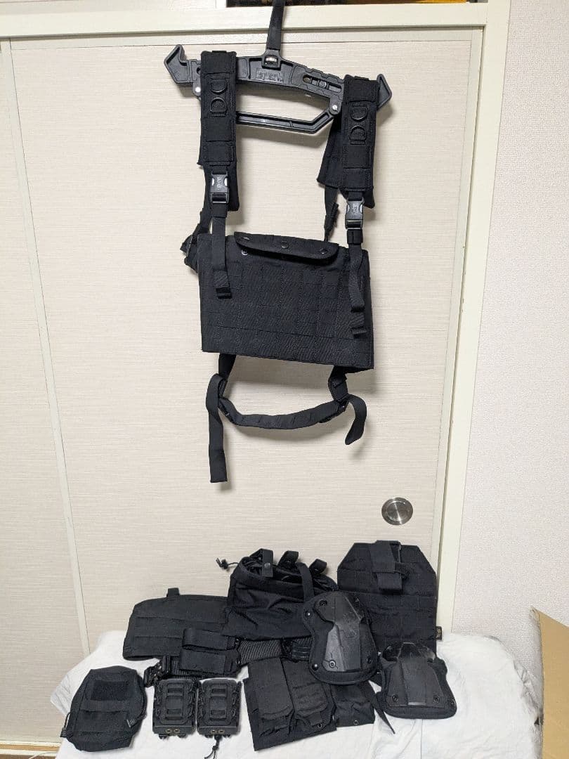 BLACKHAWK 実物旧型チェストリグ 装備一式セット　黒