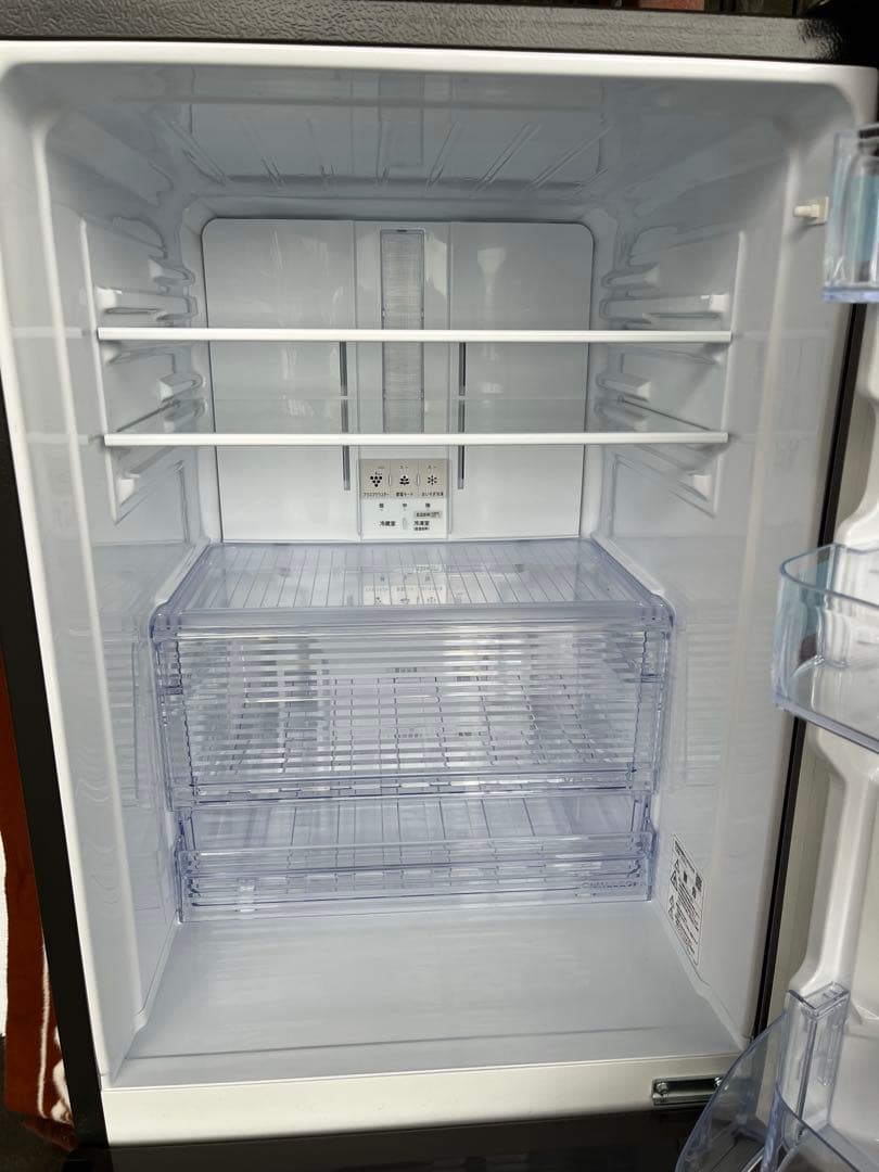 SHARP中古冷蔵庫 280L 2024年製 形名SJーPD28KーT