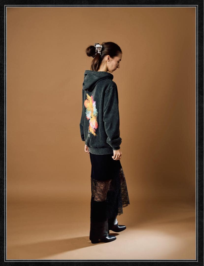 “EDEN to BABEL” フーディ / ブラック　L