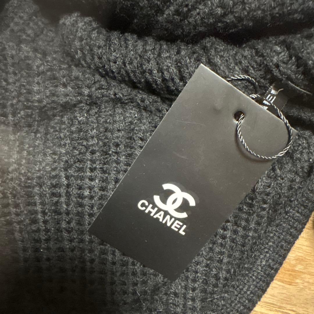 CHANEL ポンポン付きニット 本日限定