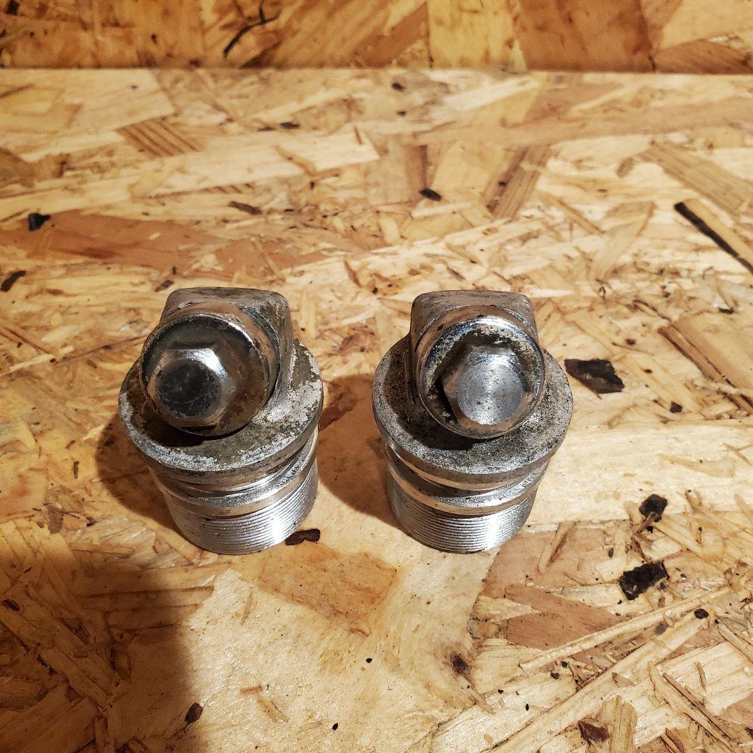 xj400dフロントフォークエアーバルブ