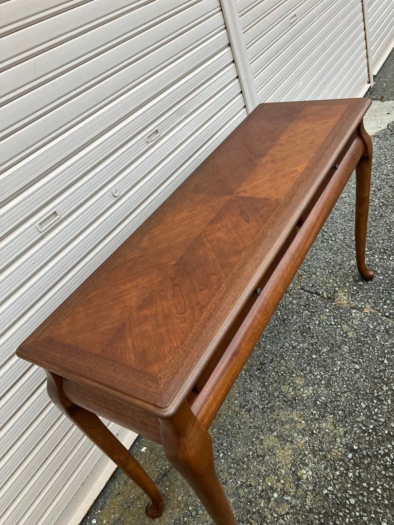 猫足コンソール