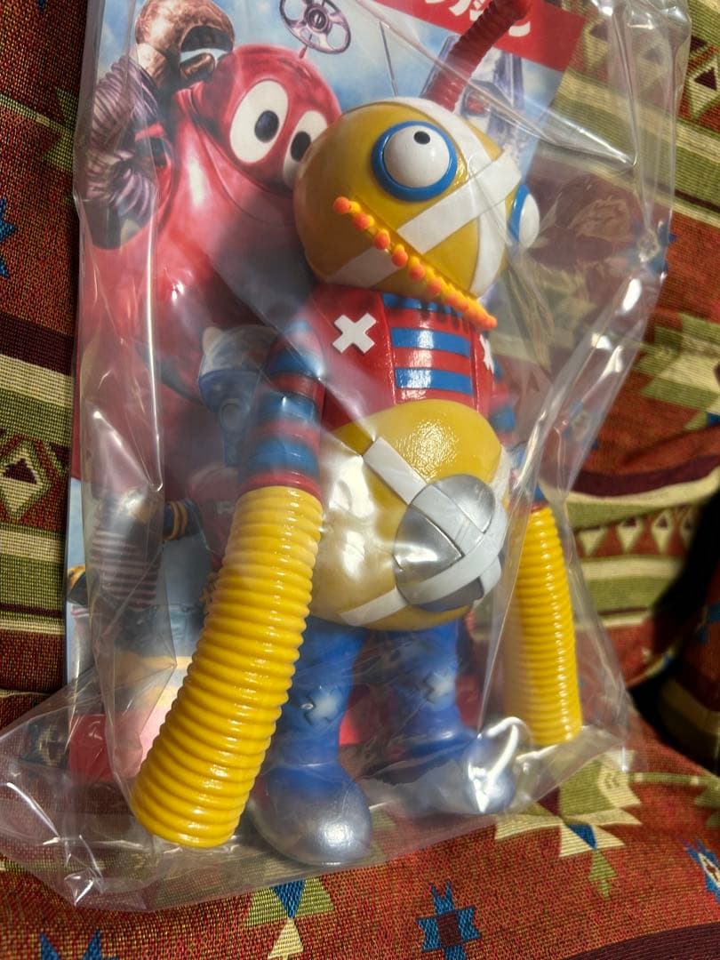 メディコム・トイ×東映レトロソフビ★ロボペケ　がんばれ!!ロボコンに登場