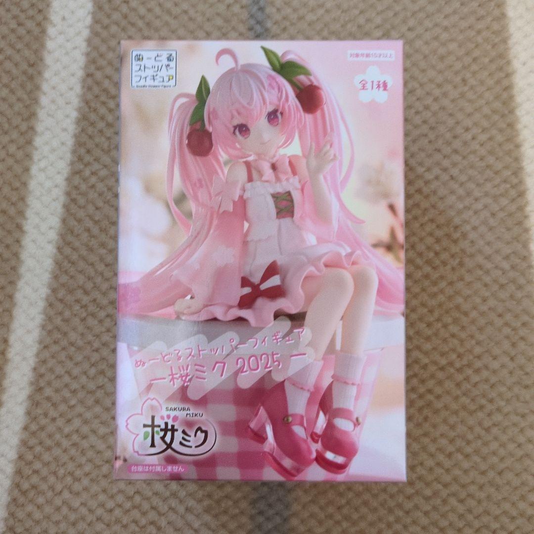 【未開封】初音ミクシリーズ フィギュア まとめ売り 桜ミク 巡音ルカ KAITO