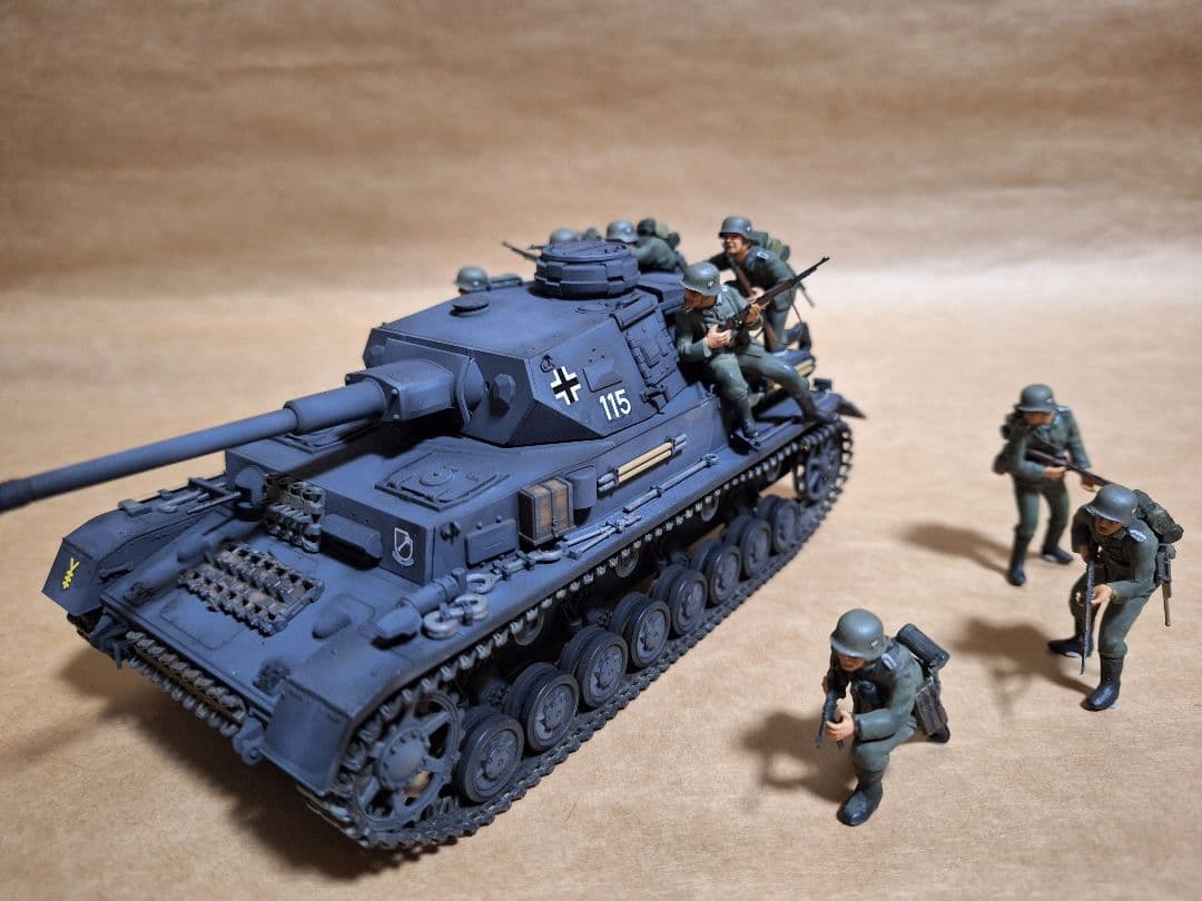 ドイツⅣ号戦車G型 1/35