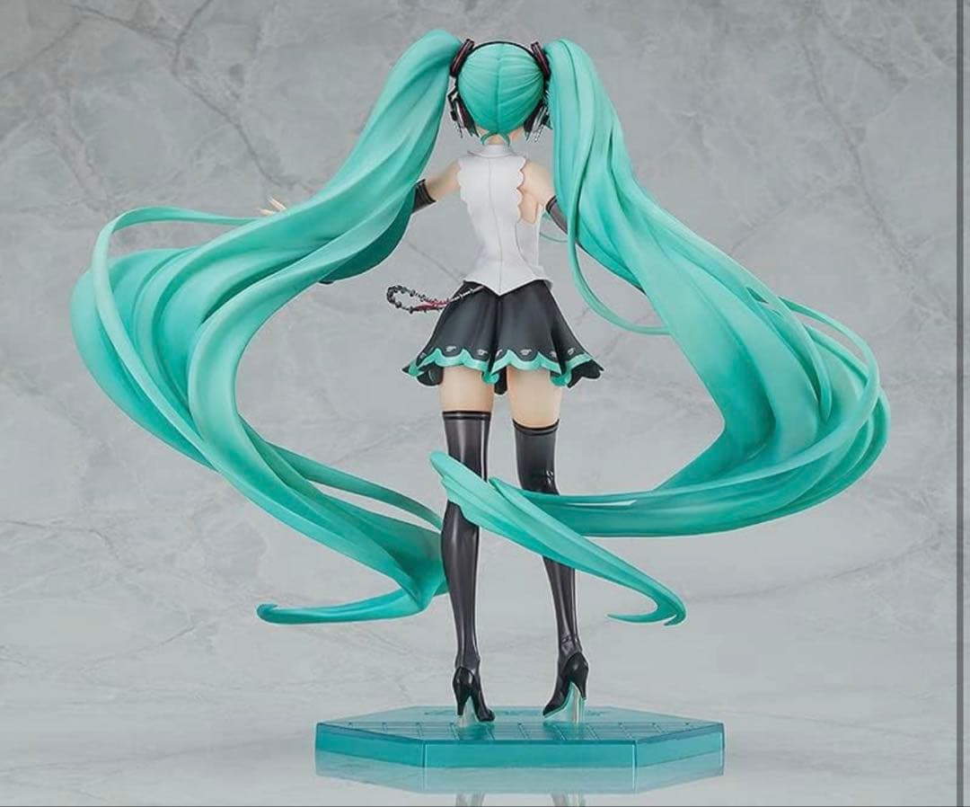 国内正規品 新品未開封 初音ミク NT 1/8スケール フィギュア　ピアプロ