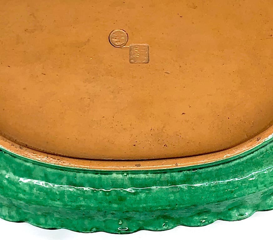 楽焼　楽吉左衛門 作（旦入）水盤　在印「楽」「花遊軒造」直シ有　箱無　保証。