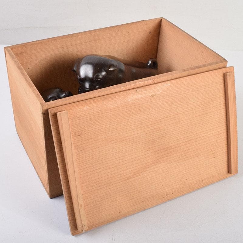 金工師　秀山作　鋳銅　戯れる子犬　置物　共箱　M　R9214