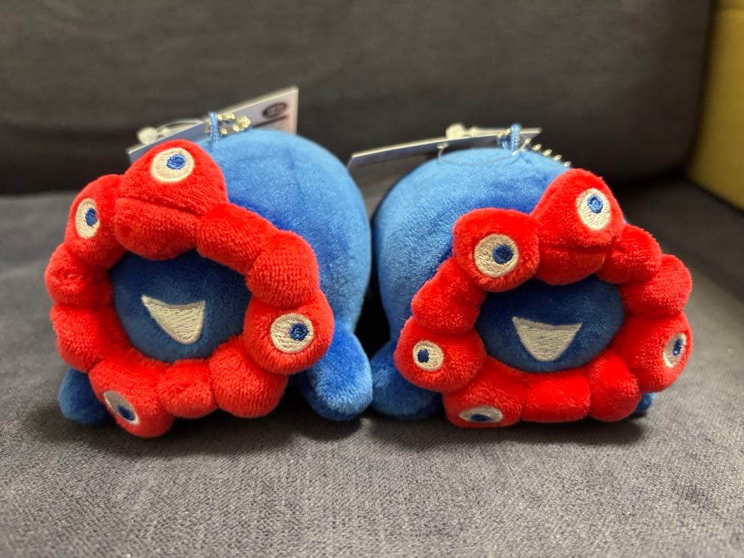 関西万博　ミャクミャク　もっちりぬいぐるみミニ横