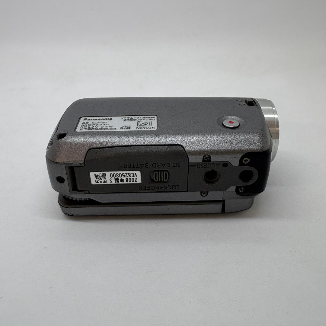 Panasonic SDR-S7 ビデオカメラ 10倍ズーム バッテリー2個付