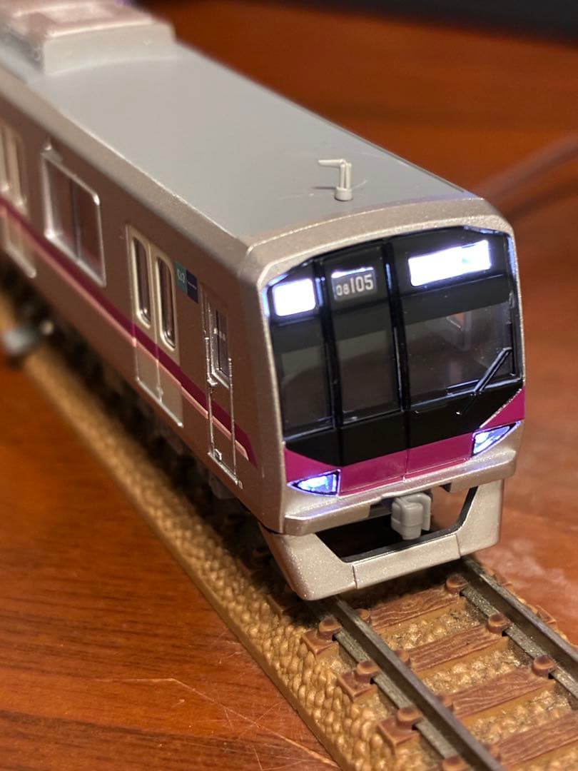 東京メトロ半蔵門線08系10両　マイクロエース ライト点灯動力動作確認済