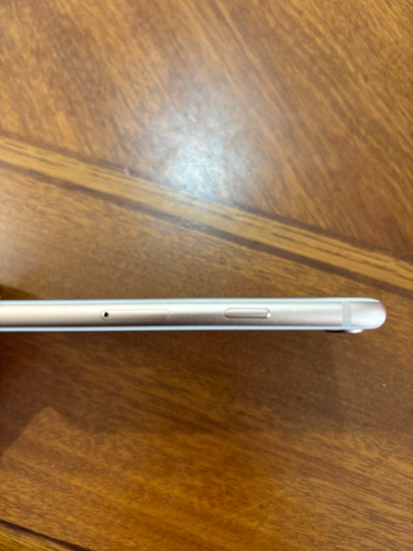 【美品】Apple iPhone 8 64GB ゴールド